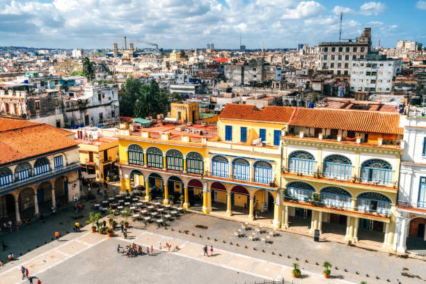 istock Plaza Vieja Havana, Cuba 681149386