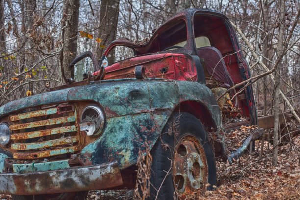 istock Old Abandoned Truck 681278350