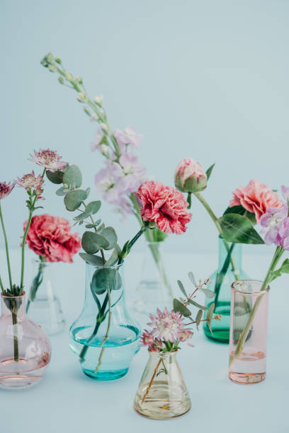 istock Flower arrangement in pastel 681632004