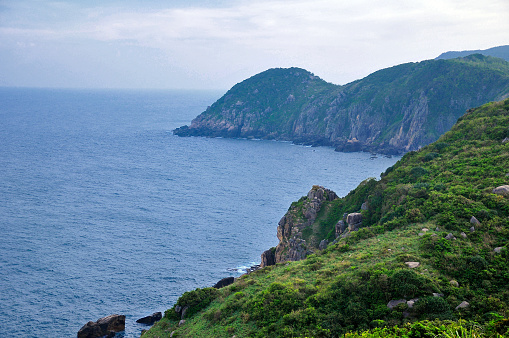 Dai Lanh Lighthouse is in the territory of Phuoc Tan village, Hoa Tam commune, Dong Hoa District, Phu Yen province. \n