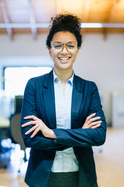 istock Young business woman 681743558