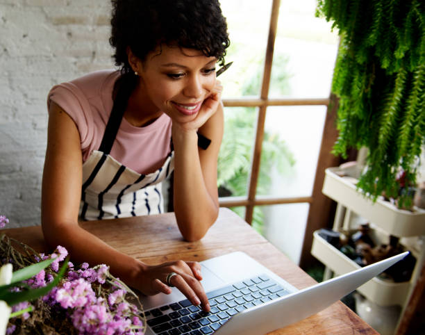 istock Flower Shop Retail Blooming Plant Store 681744574