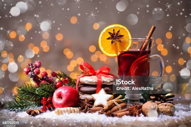 Christmas Mulled Wine Stock Photo - Download Image Now - Christmas, Christmas Market, Mulled Wine
