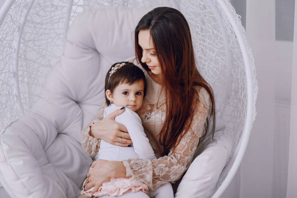 istock Mom and daughter 681788550