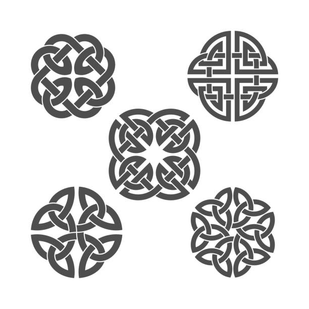 illustrations, cliparts, dessins animés et icônes de noeud celtique de vecteur. ornement ethnique. - ancient religion