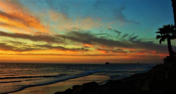 istock sunset oover the oceanside pier 681984214