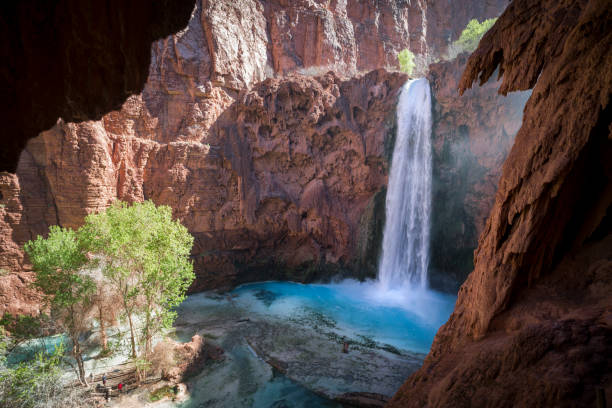 istock Mooney Falls Waterfall, Havasu Falls, Grand Canyon, Arizona 682006720