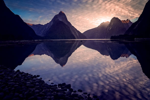 istock Sunrise At Milford Sound 682007394