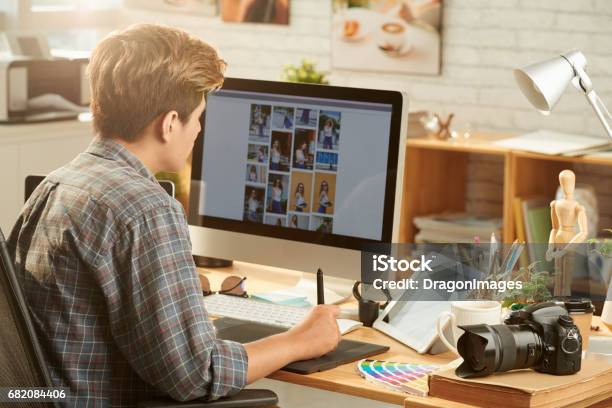 Retouche At Work Stock Photo - Download Image Now - Portfolio, Photography, Web Page