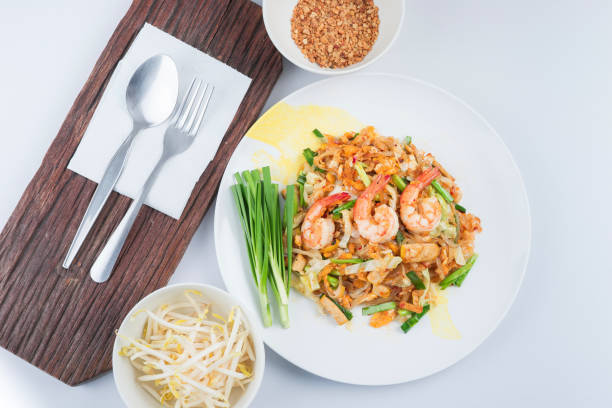 istock Pad Thai Goong Sod Food thailand 682089156