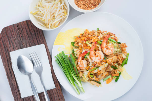 istock Pad Thai Goong Sod Food thailand 682089184