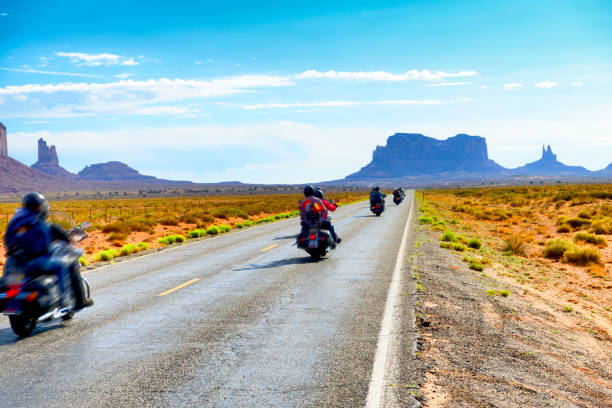 istock Motorbijers in Monument Valley 682191040