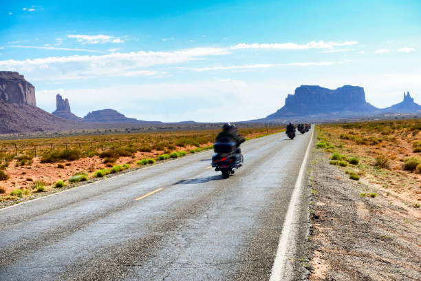 istock Motorbijers in Monument Valley 682191138
