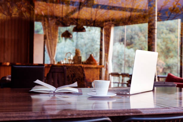 suburban villa interior e business items of table throw window - forest hut window autumn foto e immagini stock