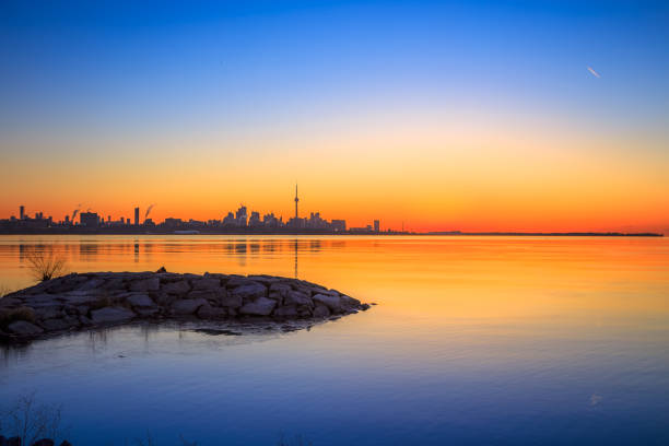 istock Lake Ontario & Toronto City 682231166
