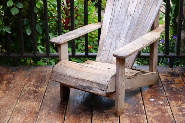 istock wooden chair 682250346