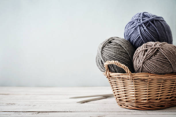 wool yarn in coils - clew bay imagens e fotografias de stock