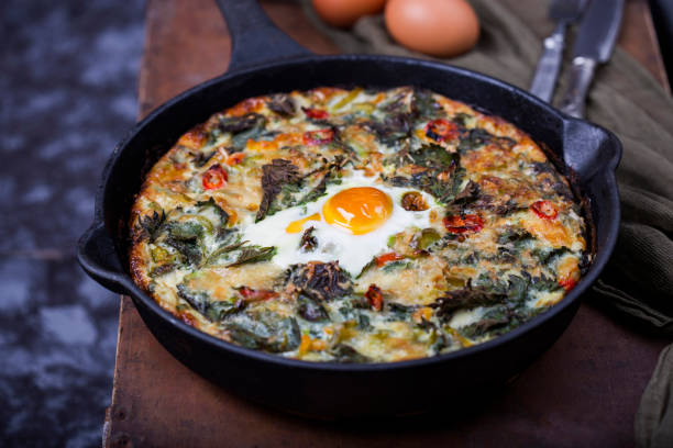 istock Frittata with potatoes, nettles and pepper 682307922