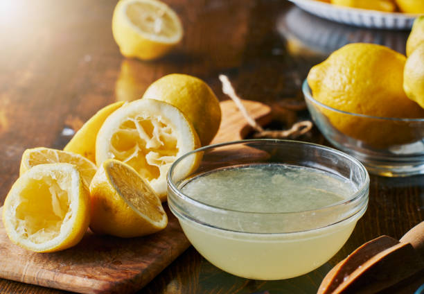 istock bowl full of freshly squeezed lemon juice 682373832