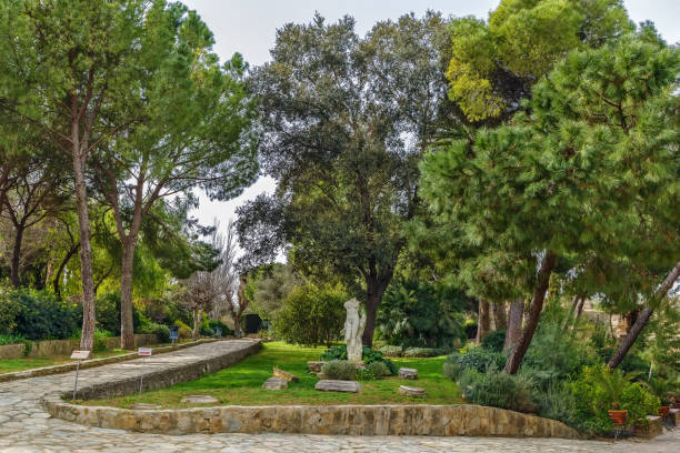 istock Park in Italica, Spain 682374244