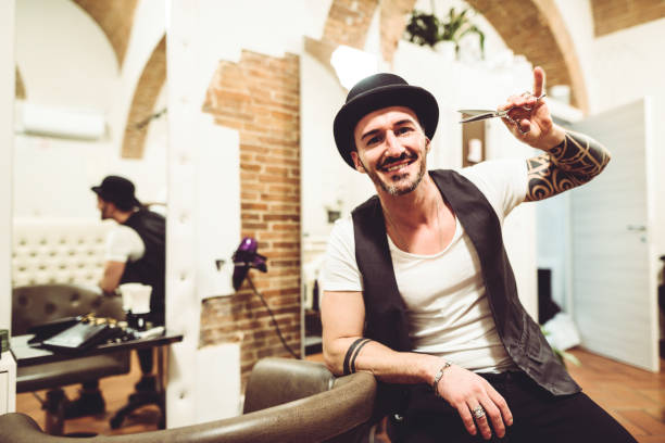 istock small business barber shop 682399014