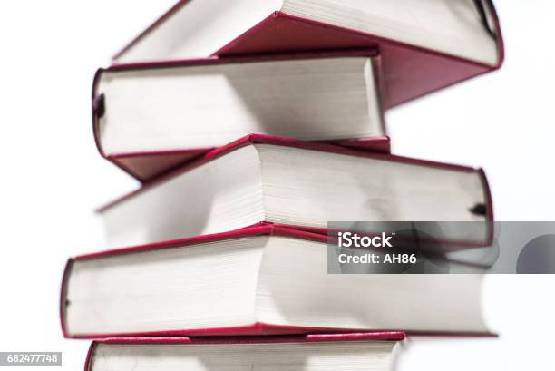 Libros Foto de stock y más banco de imágenes de Analógico - Analógico, Aprender, Crecimiento