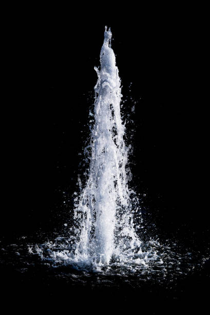 salpicaduras de agua - fountain fotografías e imágenes de stock