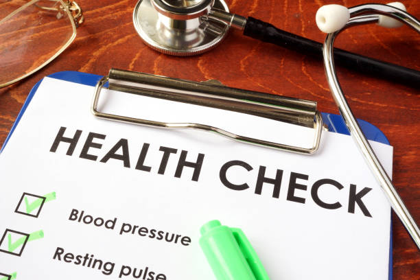 istock Health check form on a clipboard. 682575438