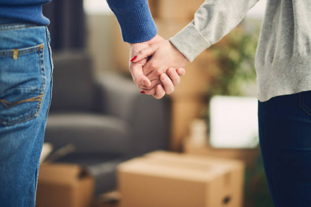 istock Couple in new home 682627616