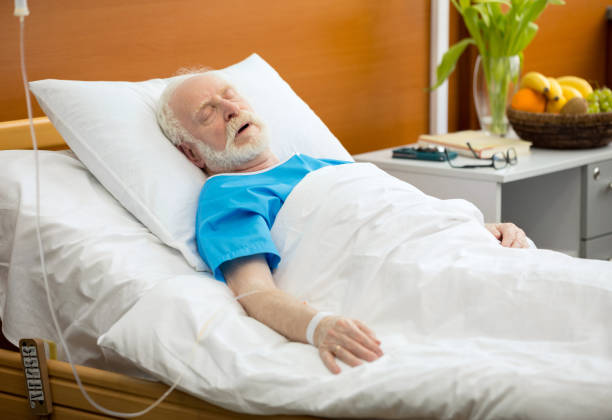 istock Senior man in hospital bed 682658138