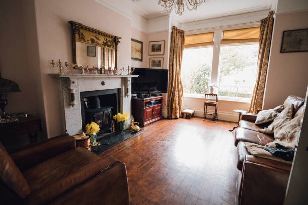 Traditionally British Living Room Empty room shot of a traditionally British, elderly couple's living room. english culture photos stock pictures, royalty-free photos & images
