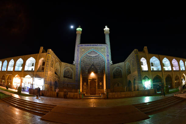 naqsh-e jahan square (place de l’imam), isfahan, iran - spirituality famous place isfahan dome photos et images de collection