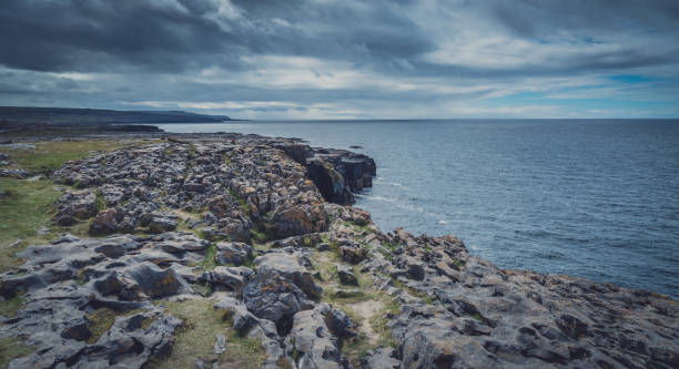 istock Panoramic view of the cliffs in Doolins Bay 682730838