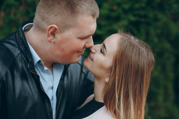 istock couple in city 682783492