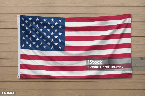 Bandera De Los Estados Unidos Foto de stock y más banco de imágenes de Colgar - Colgar, Bandera estadounidense, Bandera