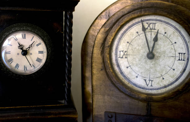 istock concept of past time 682887474