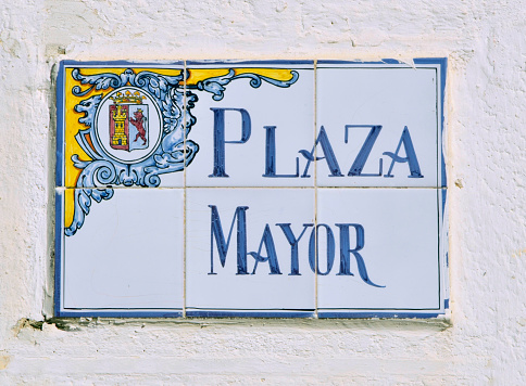 Ceramic tiles with the words Plaza Mayor