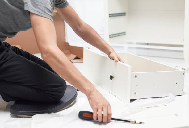 istock relocation and new furniture 682919088