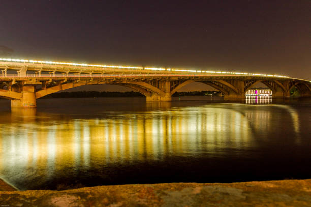 istock Bridge station in Kyiv, Ukraine. Bridge above Dnipro river. 682919136