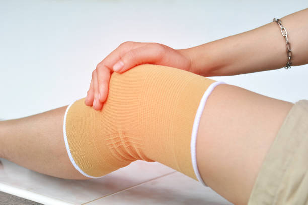 istock Women accident after exercise in stadium 682924558