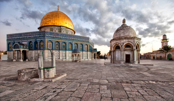 istock Kubbet us Sahra , Jarussalem 683017354