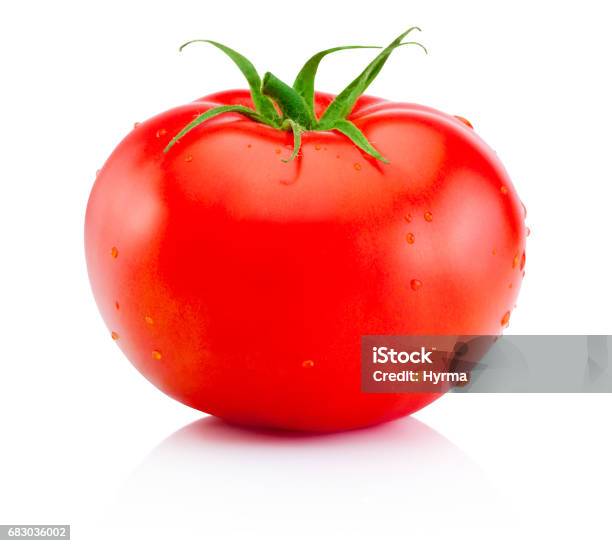 Photo libre de droit de Tomate Rouge Juteuse Isolé Sur Fond Blanc banque d'images et plus d'images libres de droit de Fond blanc - Fond blanc, Tomate, Aliment