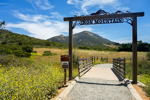 Iron Mountain is popular inland hike east of San Diego. Signed trail ascends ~450m vertical and 4.5 km to the summit granting fantastic panoramic views of San Diego County