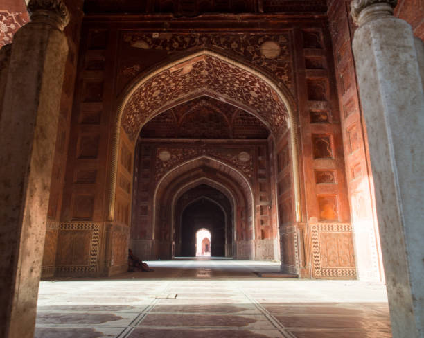 istock Interior of Taj Mahal. 683232926