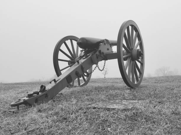 istock Vintage style Gettysburg cannon 683297050