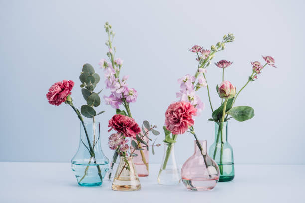 istock Flower arrangement in pastel 683307012