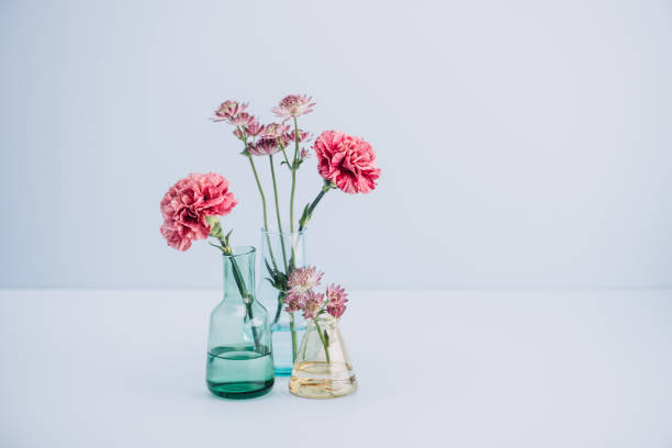 istock Flower arrangement in pastel 683309860