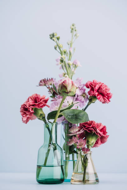 istock Flower arrangement in pastel 683310268