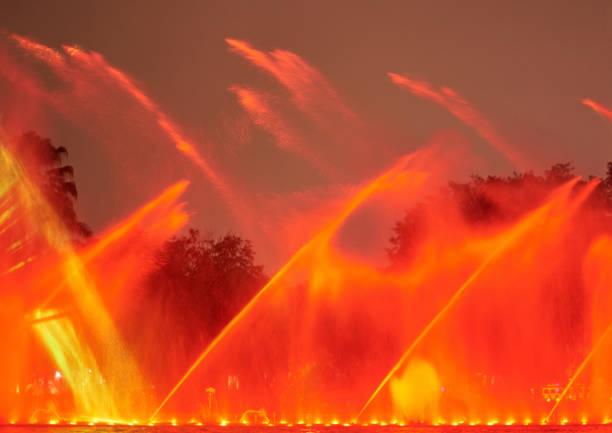 exposition colorée d’illumination de fontaine - beautiful famous place ideas construction photos et images de collection