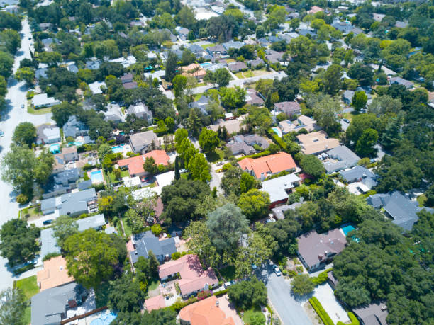 istock Southern California Suburban Area 683398256